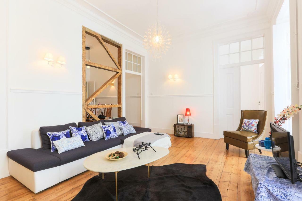 Lisbon Secret & Charming Baixa 4 Bedroom Apartment Extérieur photo